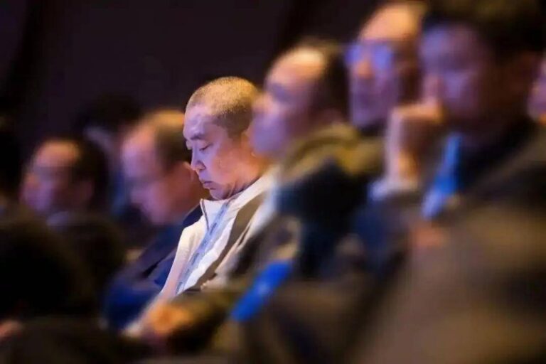 强效瘦身计划，让你轻松拥有坚挺的美臀姿态！